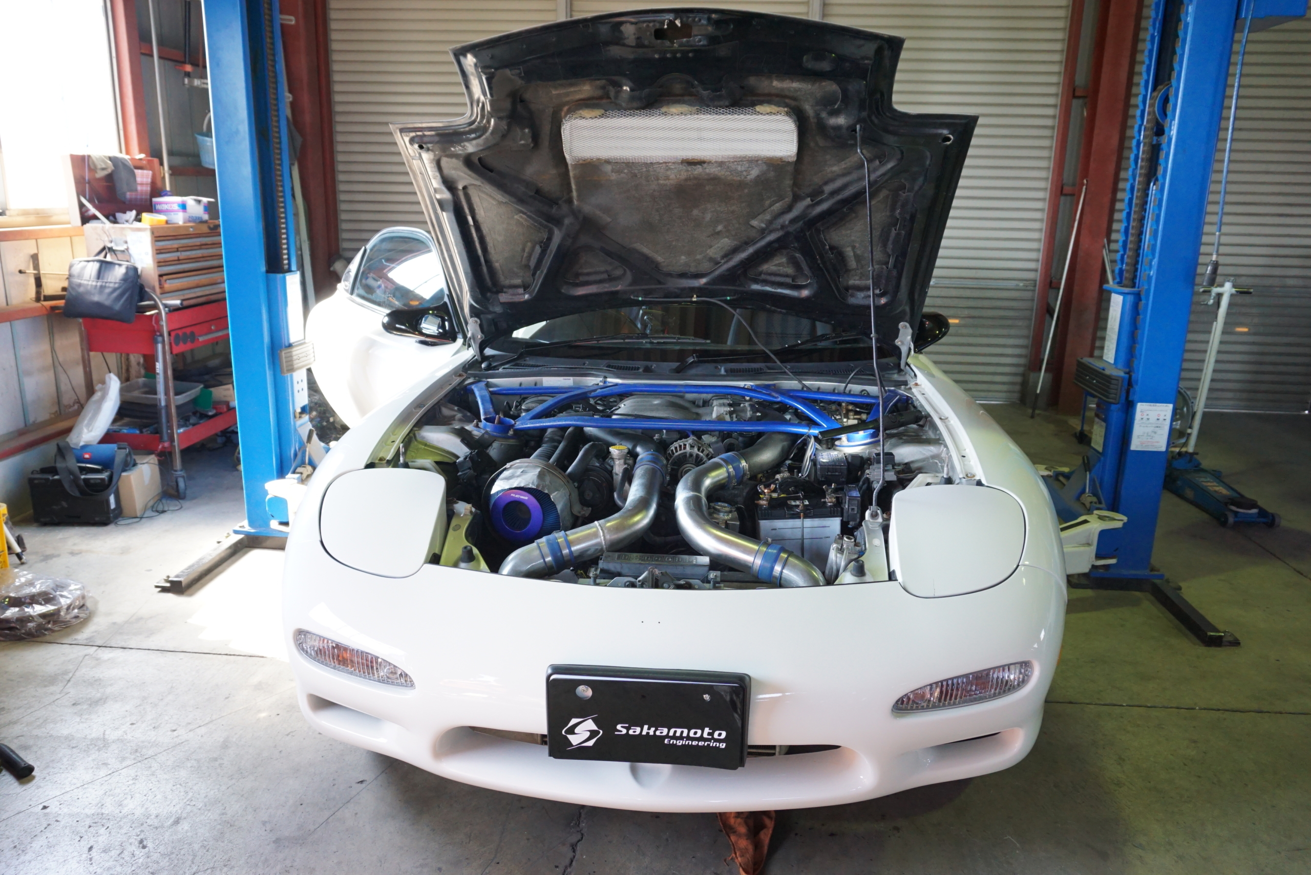 Fd3s Rx 7のオイル漏れ修理で入庫 各部チェック エンジンオイル交換 サカモトエンジニアリング