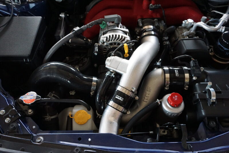 BRZZC6に HKS GT2スーパーチャージャーの取付け。フラッシュ